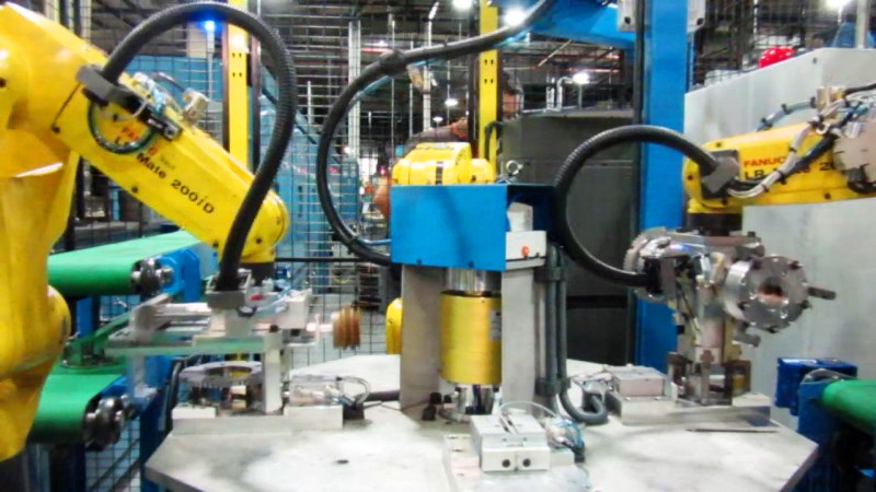celula-robotizada-para-el-montaje-de-piezas-automocion