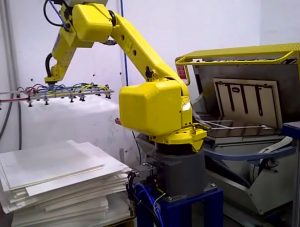 Alimentacion troqueladora en industria artes graficas - it Robotics