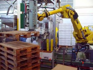 Robots Industriales - Manipulando palet y carton entre capas