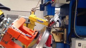 it-robotics - aplicaciones metal - remachado