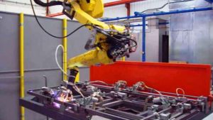 it-robotics - aplicaciones metal - soldadura invertido